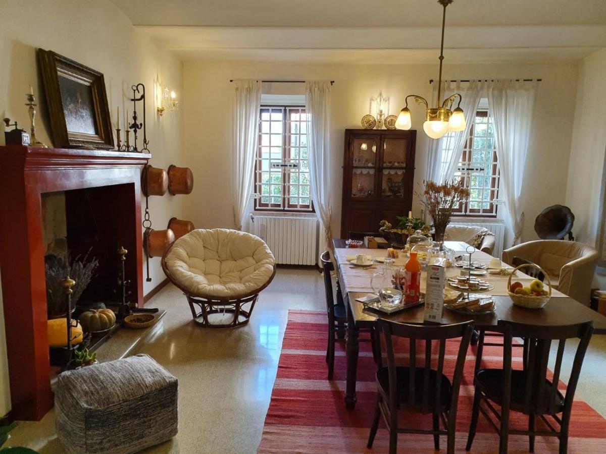 בית הארחה Capodacqua  	Casa Zia Cianetta Residenza Di Campagna מראה חיצוני תמונה